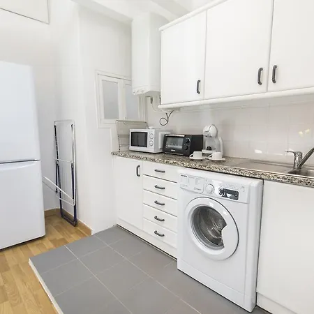 Lovelystay - Bright Studio In Carmo, Chiado