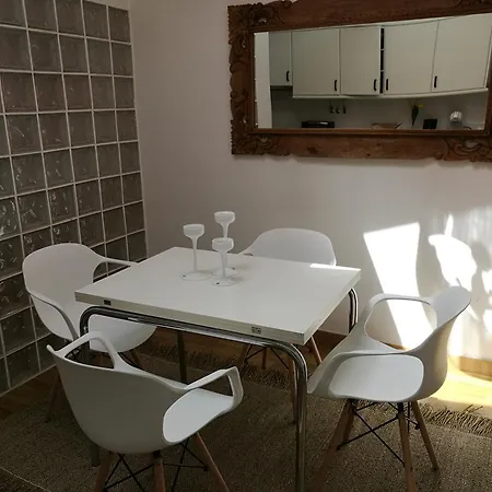 Lovelystay - Bright Studio In Carmo, Chiado شقة *