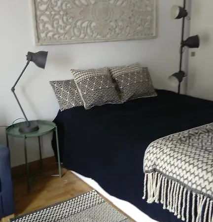 Lovelystay - Bright Studio In Carmo, Chiado